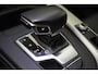 Audi A4 Avant 40 TFSI S edition Competition | Zwart optiek | Panoramadak | Trekhaak | Adaptive | Carplay | Camera | Leder | Sportstoelen