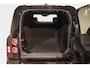Land Rover Defender 5.0 P525 110 V8 Grijs Kenteken