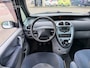 Citroën Xsara Picasso 1.8i-16V Différence 2