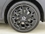 Mercedes-Benz CLA 250+ Business Solution AMG 85.5 kWh | Edition 1 pakket | Premium Pakket | Winterpakket | Trekhaak | Vast panoramadak | Burmester Surround Sound | Sportstoelen | GUARD 360° | 19 inch vijf-dubbelspaaks lichtmetalen AMG-velgen |