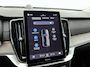 Volvo XC90 2.0 T8 Plug-in hybrid AWD Ultra Dark | Luchtvering | B&W | Massage | Trekhaak | 360-Camera |