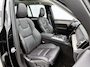 Volvo XC90 2.0 T8 Plug-in hybrid AWD Ultra Dark | Luchtvering | B&W | Massage | Trekhaak | 360-Camera |