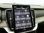 Volvo XC90 2.0 T8 Plug-in hybrid AWD Ultra Dark | Luchtvering | B&W | Massage | Trekhaak | 360-Camera |