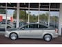 Ford Mondeo 2.0-16V Ghia Nederlandse auto 108398 NAP dealeronderhouden laatste beurt bij 107000km met oa navigatie lmv trekhaak pdc cruise control nette auto!!