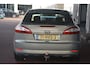 Ford Mondeo 2.0-16V Ghia Nederlandse auto 108398 NAP dealeronderhouden laatste beurt bij 107000km met oa navigatie lmv trekhaak pdc cruise control nette auto!!