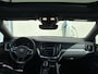 Volvo V60 2.0 T8 Plug-in hybrid AWD Ultimate Dark | Zwenkbare trekhaak | Panoramadak | Adaptieve cruise | Memory | Harman Kardon |