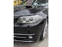 BMW 5-Serie Touring 520i High Executive - AUTOMAAT I Panorama dak I Leer I Navigatie I Sport interieur I Airco I PDC I Luxury