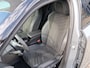 Peugeot e-2008 EV GT Avantage 54 kWh 98% SoH | 8 Jaar fabrieksgarantie |Apple Carplay/Android Auto|telefoonintegratie premium Warmtepomp | Stoelverwarming | Adaptive Cruise Control