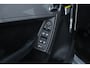Citroën C4 Picasso 1.8-16V Ambiance 5p./ Panorama-Raam/ Trekhaak/ Clima/ Cruise/ Elek. pakket/ Isofix/ Armsteun/ Multi. Stuur/ Mistl./ PDC.