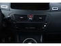 Citroën C4 Picasso 1.8-16V Ambiance 5p./ Panorama-Raam/ Trekhaak/ Clima/ Cruise/ Elek. pakket/ Isofix/ Armsteun/ Multi. Stuur/ Mistl./ PDC.