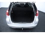 Citroën C4 Picasso 1.8-16V Ambiance 5p./ Panorama-Raam/ Trekhaak/ Clima/ Cruise/ Elek. pakket/ Isofix/ Armsteun/ Multi. Stuur/ Mistl./ PDC.