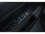 Peugeot 307 SW 2.0-16V Pack/ D-Riem verv: 186.000 KM!/ 7-PERSOONS!/ 17'' LMV/ Trekhaak/ Panorama-Dak/ 17'' LMV/ Clima/ Cruise/ Elek. pakket/ Radio-CD/ Extra getint glas/ Mistl./ PDC/ Armsteun/ LEDER. Stuur.