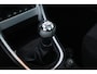 Peugeot 307 SW 2.0-16V Pack/ D-Riem verv: 186.000 KM!/ 7-PERSOONS!/ 17'' LMV/ Trekhaak/ Panorama-Dak/ 17'' LMV/ Clima/ Cruise/ Elek. pakket/ Radio-CD/ Extra getint glas/ Mistl./ PDC/ Armsteun/ LEDER. Stuur.