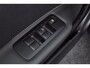 Nissan Qashqai 1.6 360/ Trekhaak/ Panorama-Dak/ 360° Camera/ Half-Leder/ Navi/ Clima/ Cruise/ Bluetooth/ Armsteun/ Multi. LEDER. Stuur/ 18''LMV/ Mistl./ Extra getint glas.