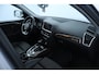 Audi Q5 2.0 TFSI quattro Pro Line Plus/ 230pk!/ Elek. Trekhaak/ Bi-Xenon/ 18'' LMV/ Elek. Stoel(en) + Memory/ Stoelverw./ Standkachel/ Adaptive Cruise/ Elek. Kofferklep/ PDC V+A/ Navi/ Bluetooth/ Multi. LEDER. Stuur/ Extra getint g