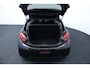 Peugeot 208 1.2 PureTech Signature/ INCLUSIEF NIEUWE DISTRIBUTIESET! Apple + Android/ Navi/ DAB+/ Airco/ Cruise/ Elek. pakket/ Isofix/ Bluetooth/ Armsteun/ Multi. LEDER. Stuur/ Mistl./ PDC/ Extra getint glas.