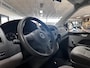 Volkswagen Transporter 2.0 TDI L2H1 Economy/ Zij-Schuifdeur Rechts/ Trekhaak/ Imperiaal/ Half-Leder/ Cruise/ Radio-CD AUX/ Getint glas.