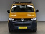 Volkswagen Transporter 2.0 TDI L2H1 Economy/ Zij-Schuifdeur Rechts/ Trekhaak/ Imperiaal/ Half-Leder/ Cruise/ Radio-CD AUX/ Getint glas.