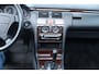Mercedes-Benz E-klasse 280 Classic/ 6-Cilinder!/ Automaat/ Schuif-Kantel Dak!/ Cruise/ Airco/ Radio/ Elek.Pakket/ Metalic lak/ C.V.Afstand.