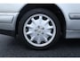 Mercedes-Benz E-klasse 280 Classic/ 6-Cilinder!/ Automaat/ Schuif-Kantel Dak!/ Cruise/ Airco/ Radio/ Elek.Pakket/ Metalic lak/ C.V.Afstand.