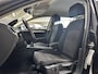 Volkswagen Passat Variant 1.4 TSI Connected Series/ Camera/ 16'' LMV/ DAB+/ LED koplampen/ Apple + Android/ Groot Navi/ Clima/ Cruise/ Elek. pakket/ Isofix/ Bluetooth/ Multi. LEDER. Stuur/ Mistl./ PDC V+A/ Chroom.
