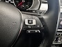 Volkswagen Passat Variant 1.4 TSI Connected Series/ Camera/ 16'' LMV/ DAB+/ LED koplampen/ Apple + Android/ Groot Navi/ Clima/ Cruise/ Elek. pakket/ Isofix/ Bluetooth/ Multi. LEDER. Stuur/ Mistl./ PDC V+A/ Chroom.