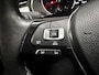 Volkswagen Passat Variant 1.4 TSI Connected Series/ Camera/ 16'' LMV/ DAB+/ LED koplampen/ Apple + Android/ Groot Navi/ Clima/ Cruise/ Elek. pakket/ Isofix/ Bluetooth/ Multi. LEDER. Stuur/ Mistl./ PDC V+A/ Chroom.