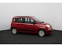 Fiat Panda 0.9 TwinAir Pop/ Stuurbekr./ C.V. Afstand/ Elek. Ramen/ Isofix/ Radio-CD/ Armsteun/ Getint glas/ Dagrijverl./ Dakrails.