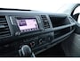 Volkswagen Transporter 2.0 TDI L2H1/ Automaat/ Trekhaak/ Apple + Android/ Stoelverw./ Zij-Schuifdeur Rechts/ Airco/ Navi/ Cruise/ Bluetooth/ Elek.Pakket/ PDC achter.