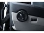 Volkswagen Transporter 2.0 TDI L2H1/ Automaat/ Trekhaak/ Apple + Android/ Stoelverw./ Zij-Schuifdeur Rechts/ Airco/ Navi/ Cruise/ Bluetooth/ Elek.Pakket/ PDC achter.