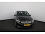 Mercedes-Benz B-klasse 180 Business Solution AMG/ AUTOMAAT!/ Zwarte-Hemel/ 18'' LMV/ LED Koplampen/ Keyless-GO/ Stoelverw./ Camera/ PDC V+A/ Half-Leder - Alcantara/ Navi/ Cruise/ Bluetooth/ Multi. Sportstuur.