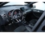 Mercedes-Benz B-klasse 180 Business Solution AMG/ AUTOMAAT!/ Zwarte-Hemel/ 18'' LMV/ LED Koplampen/ Keyless-GO/ Stoelverw./ Camera/ PDC V+A/ Half-Leder - Alcantara/ Navi/ Cruise/ Bluetooth/ Multi. Sportstuur.