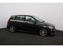 Mercedes-Benz B-klasse 180 Business Solution AMG/ AUTOMAAT!/ Zwarte-Hemel/ 18'' LMV/ LED Koplampen/ Keyless-GO/ Stoelverw./ Camera/ PDC V+A/ Half-Leder - Alcantara/ Navi/ Cruise/ Bluetooth/ Multi. Sportstuur.