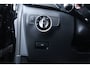 Mercedes-Benz B-klasse 180 Business Solution AMG/ AUTOMAAT!/ Zwarte-Hemel/ 18'' LMV/ LED Koplampen/ Keyless-GO/ Stoelverw./ Camera/ PDC V+A/ Half-Leder - Alcantara/ Navi/ Cruise/ Bluetooth/ Multi. Sportstuur.