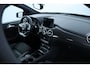 Mercedes-Benz B-klasse 180 Business Solution AMG/ AUTOMAAT!/ Zwarte-Hemel/ 18'' LMV/ LED Koplampen/ Keyless-GO/ Stoelverw./ Camera/ PDC V+A/ Half-Leder - Alcantara/ Navi/ Cruise/ Bluetooth/ Multi. Sportstuur.