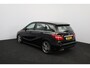 Mercedes-Benz B-klasse 180 Business Solution AMG/ AUTOMAAT!/ Zwarte-Hemel/ 18'' LMV/ LED Koplampen/ Keyless-GO/ Stoelverw./ Camera/ PDC V+A/ Half-Leder - Alcantara/ Navi/ Cruise/ Bluetooth/ Multi. Sportstuur.