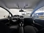 Peugeot 208 1.2 PureTech Signature/ D-Riem verv: 71.000 KM!/ Apple + Android/ Navi/ Airco/ Cruise/ DAB+/ Elek. pakket/ Isofix/ Bluetooth/ Armsteun/ Multi. LEDER. Stuur/ Mistl./ PDC/ LED Dagrijverl.