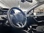Peugeot 208 1.2 PureTech Signature/ D-Riem verv: 71.000 KM!/ Apple + Android/ Navi/ Airco/ Cruise/ DAB+/ Elek. pakket/ Isofix/ Bluetooth/ Armsteun/ Multi. LEDER. Stuur/ Mistl./ PDC/ LED Dagrijverl.
