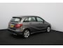 Mercedes-Benz B-klasse 180 Ambition /AUTOMAAT! /Zwarte Hemel! /LED Koplampen /Groot Navi! /Airco /Cruise /Elek. pakket /Bluetooth /Regensensor /17"LMV /LED Dagrijverl. /PDC V+A /Isofix /Armsteun.