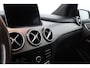 Mercedes-Benz B-klasse 180 Ambition /AUTOMAAT! /Zwarte Hemel! /LED Koplampen /Groot Navi! /Airco /Cruise /Elek. pakket /Bluetooth /Regensensor /17"LMV /LED Dagrijverl. /PDC V+A /Isofix /Armsteun.