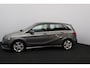 Mercedes-Benz B-klasse 180 Ambition /AUTOMAAT! /Zwarte Hemel! /LED Koplampen /Groot Navi! /Airco /Cruise /Elek. pakket /Bluetooth /Regensensor /17"LMV /LED Dagrijverl. /PDC V+A /Isofix /Armsteun.