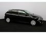 Volkswagen Polo 1.0 TSI Comfortline Business/ PDC V+A/ Extra getint glas/ Adaptive Cruise/ Apple + Android/ DAB+/ Navi/ Clima/ Bluetooth/ Armsteun/ Multi. LEDER. Stuur/ Mistl./ LED Dagrijverl.