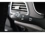 Renault Megane Estate 1.5 dCi Eco2 Bose/ D-Riem verv: 126.000 KM!/ Keyless/ Camera/ Dode-Hoek DET./ Half-Leder/ Apple + Android/ DAB+/ 16'' LMV/ Lane-Assist./ Extra getint glas/ Navi/ Clima/ Cruise/ Multi. LEDER. Stuur.