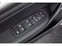 Renault Megane Estate 1.5 dCi Eco2 Bose/ D-Riem verv: 126.000 KM!/ Keyless/ Camera/ Dode-Hoek DET./ Half-Leder/ Apple + Android/ DAB+/ 16'' LMV/ Lane-Assist./ Extra getint glas/ Navi/ Clima/ Cruise/ Multi. LEDER. Stuur.