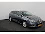 Renault Megane Estate 1.5 dCi Eco2 Bose/ D-Riem verv: 126.000 KM!/ Keyless/ Camera/ Dode-Hoek DET./ Half-Leder/ Apple + Android/ DAB+/ 16'' LMV/ Lane-Assist./ Extra getint glas/ Navi/ Clima/ Cruise/ Multi. LEDER. Stuur.