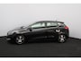 Kia Ceed cee'd 1.6 GDI Comfort Pack/ AFN. Trekhaak/ 15'' LMV/ Airco/ Cruise/ Elek. pakket/ Isofix/ Bluetooth/ Armsteun/ AUX & USB/ Multi. LEDER. Stuur/ Mistl./ LED Dagrijverl.