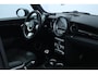 MINI Clubman 1.6 Cooper/ Two-Tone/ 17'' LMV/ Half-Leder/ Panorama-Dak/ Stoelverw./ Clima/ Cruise/ Elek. pakket/ Isofix/ Armsteun/ Radio-CD AUX/ Zwarte-Hemel/ Mistl./ PDC.