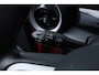MINI Clubman 1.6 Cooper/ Two-Tone/ 17'' LMV/ Half-Leder/ Panorama-Dak/ Stoelverw./ Clima/ Cruise/ Elek. pakket/ Isofix/ Armsteun/ Radio-CD AUX/ Zwarte-Hemel/ Mistl./ PDC.