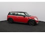 MINI Clubman 1.6 Cooper/ Two-Tone/ 17'' LMV/ Half-Leder/ Panorama-Dak/ Stoelverw./ Clima/ Cruise/ Elek. pakket/ Isofix/ Armsteun/ Radio-CD AUX/ Zwarte-Hemel/ Mistl./ PDC.