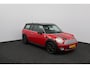 MINI Clubman 1.6 Cooper/ Two-Tone/ 17'' LMV/ Half-Leder/ Panorama-Dak/ Stoelverw./ Clima/ Cruise/ Elek. pakket/ Isofix/ Armsteun/ Radio-CD AUX/ Zwarte-Hemel/ Mistl./ PDC.